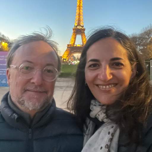 Profile image for pet sitters Mariana & Scott