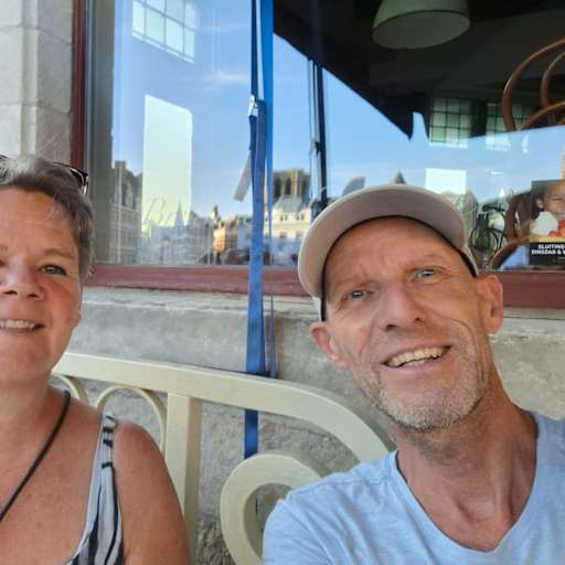 Profile image for pet sitters Janet & Harry