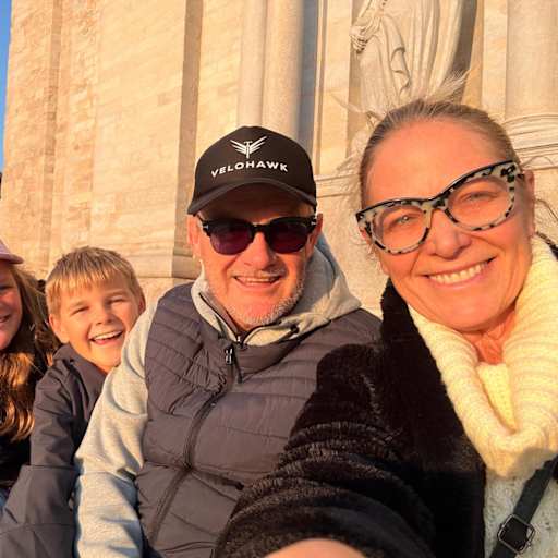 Profile image for pet sitters Emily & James