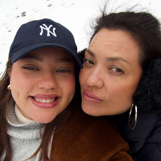 Profile image for pet sitters Milene & Jolie