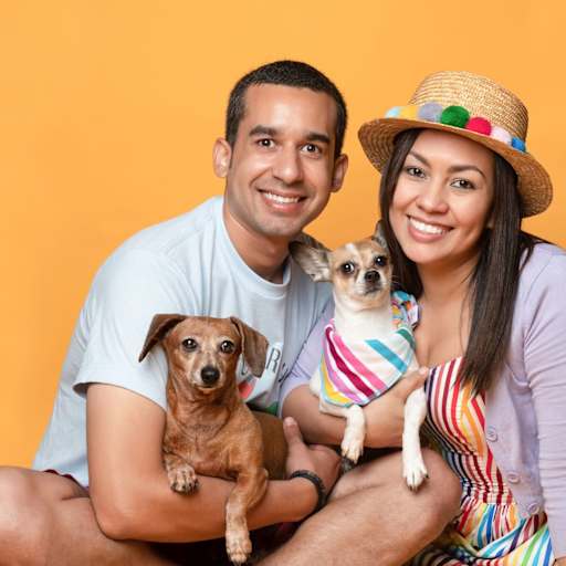 Profile image for pet sitters Elicneth & David