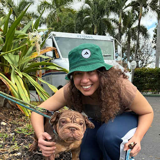 Profile image for pet sitter Olivia