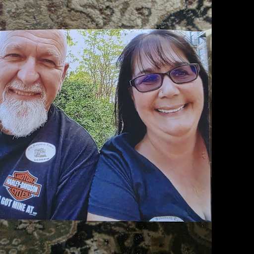 Profile image for pet sitters Ray and Gina & Gina