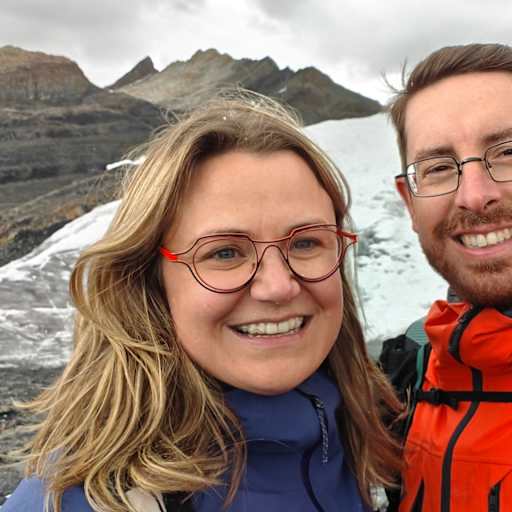 Profile image for pet sitters Chelsea & Benjamin