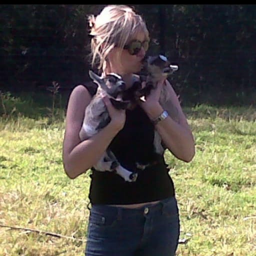 Profile image for pet sitter Tracy