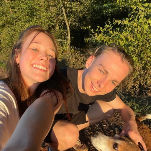 Profile image for pet sitters Julian & Lara