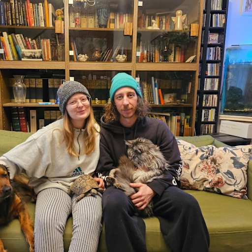 Profile image for pet sitters Tünde Lili & Alex