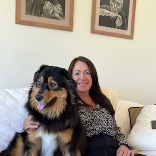 Profile image for pet sitter Helena