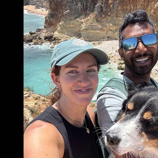 Profile image for pet sitters Vinu & Vikki