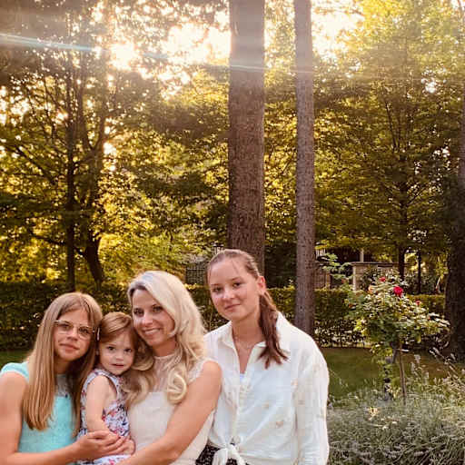 Profile image for pet sitter Christin