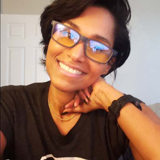 Profile image for pet sitters Leslie & Travis