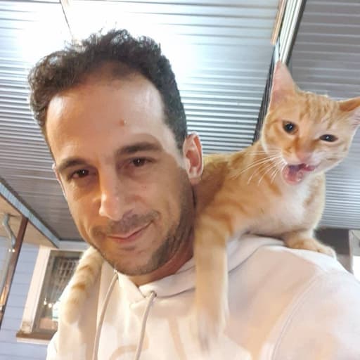 Profile image for pet sitter Romain