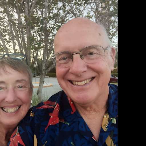 Profile image for pet sitters Jane & John 