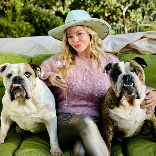 Profile image for pet sitters Francesca & Malik 