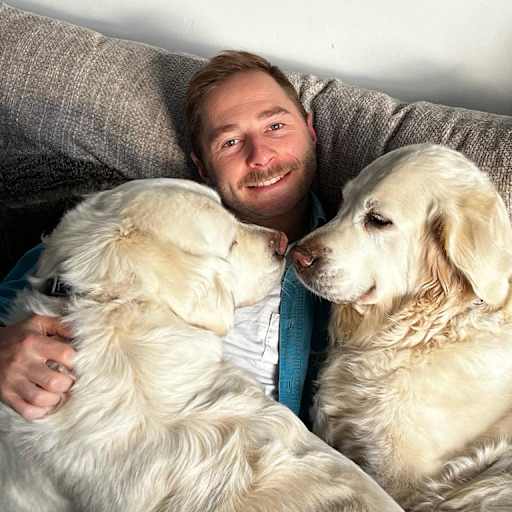 Profile image for pet sitters Jake & Emma