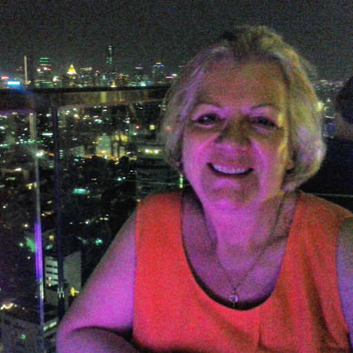 Profile image for pet sitter Lesley