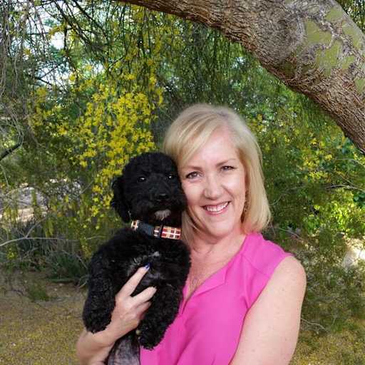 Profile image for pet sitter Julia