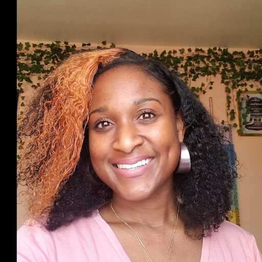 Profile image for pet sitter Mercedes