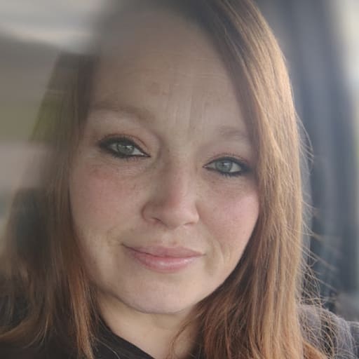 Profile image for pet sitter cherissa