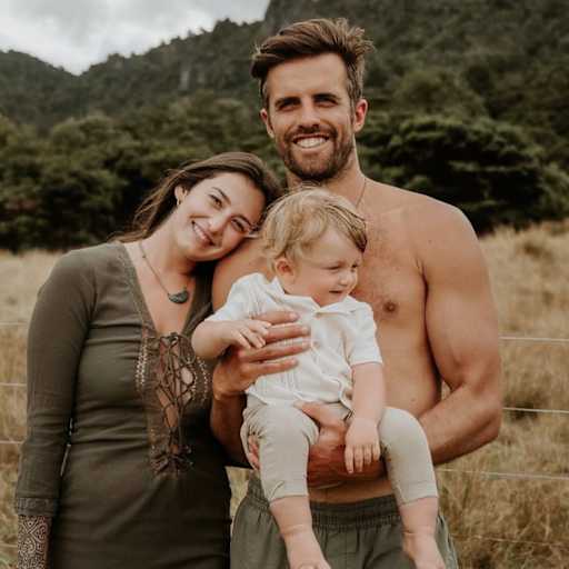 Profile image for pet sitters Graedon & Tamsin