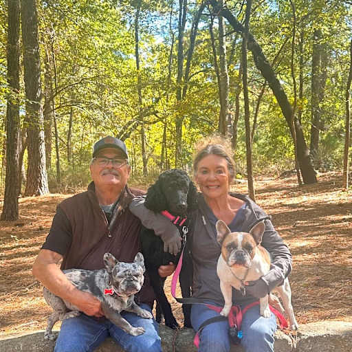 Profile image for pet sitters Kathy & Ronnie