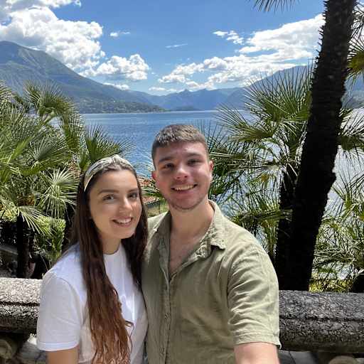 Profile image for pet sitters Lilou & Enzo