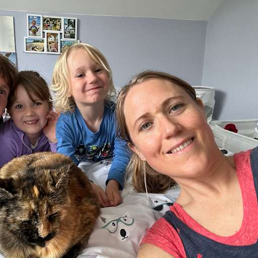 Profile image for pet sitters Vikki & James