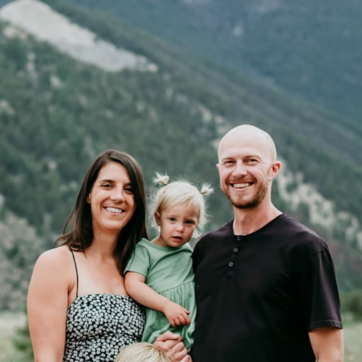 Profile image for pet sitters James & Kelsey