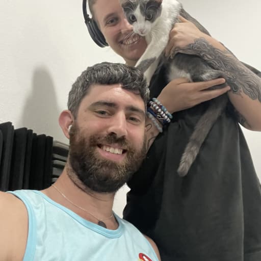 Profile image for pet sitters Lea & Justin