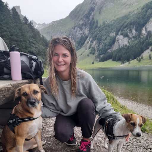 Profile image for pet sitter Annina