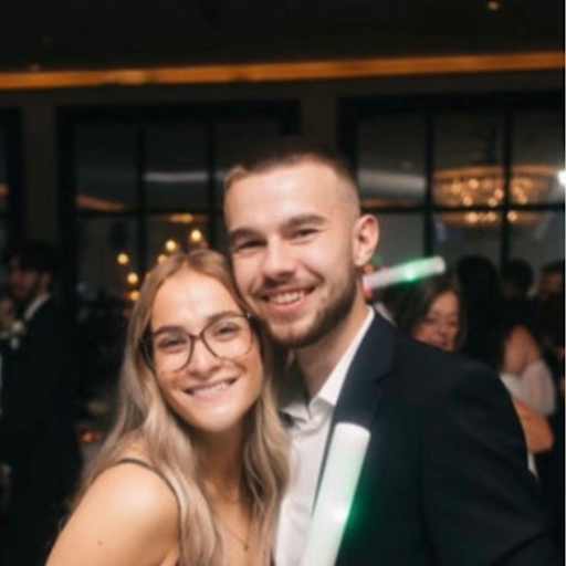 Profile image for pet sitters Florence & Jared