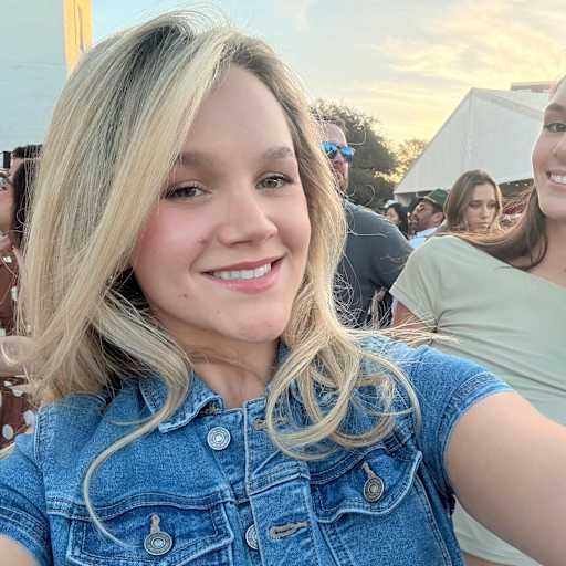 Profile image for pet sitters Madison & Leela