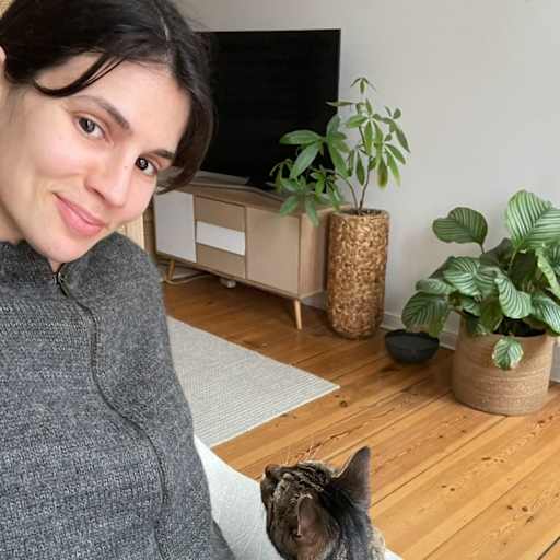 Profile image for pet sitter Maeva