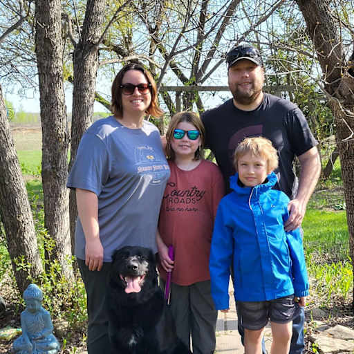 Profile image for pet sitters Brian & Desirea