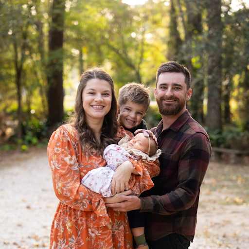 Profile image for pet sitters Hannah & David