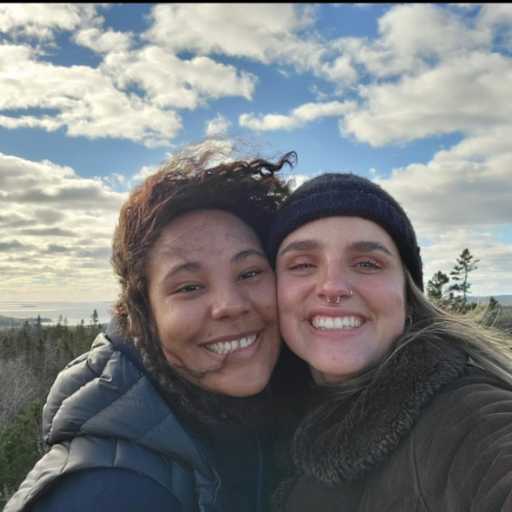 Profile image for pet sitters Hannah & Rheannon 