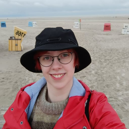 Profile image for pet sitter Casandra