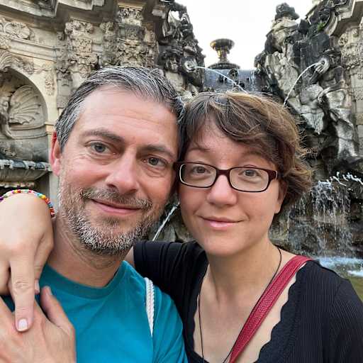 Profile image for pet sitters Julia & Jan