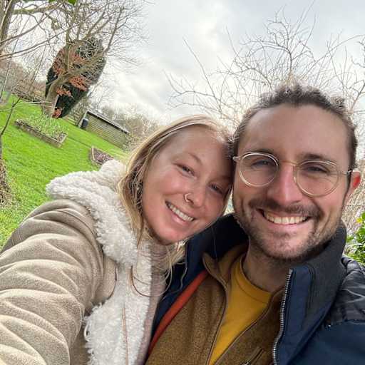 Profile image for pet sitters Alexa & Thibaud 