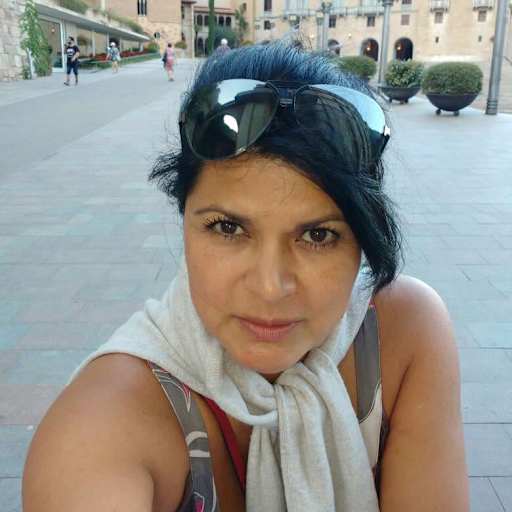 Profile image for pet sitter Liliana