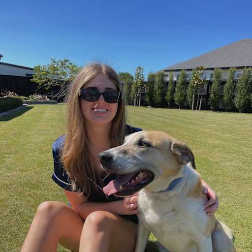 Profile image for pet sitter Zara