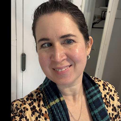 Profile image for pet sitter Monica