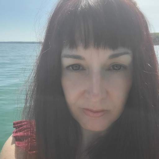 Profile image for pet sitters Sarah & Hasan