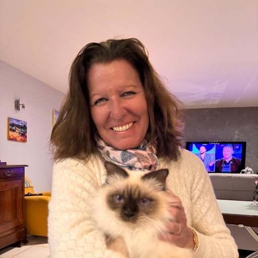 Profile image for pet sitters Sabine & Nicole