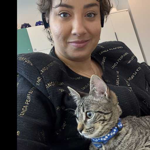 Profile image for pet sitter Fabiola