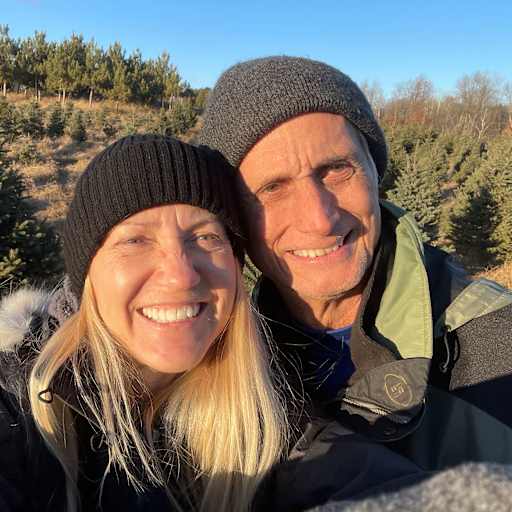 Profile image for pet sitters Sue & Craig