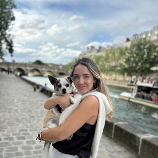 Profile image for pet sitter Maria Paulina