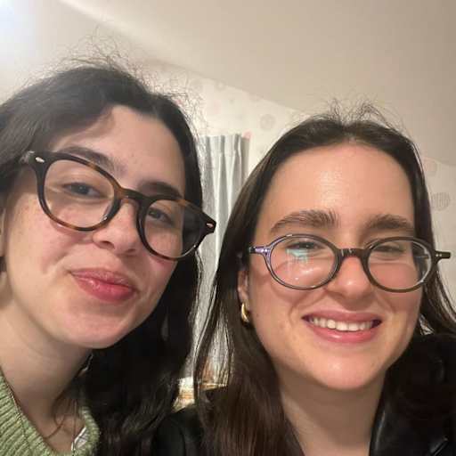 Profile image for pet sitters Daniela & Almog