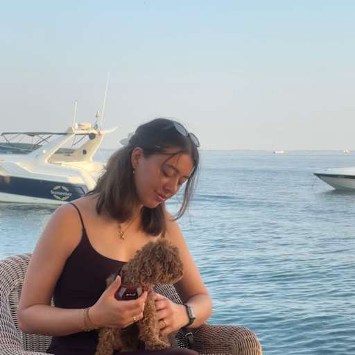 Profile image for pet sitter Nadine
