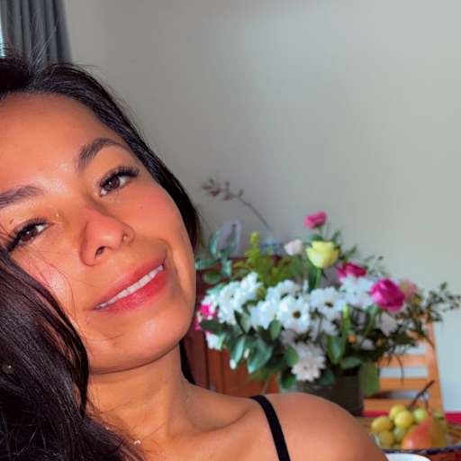 Profile image for pet sitter karen